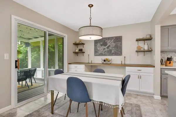 8920 Darnel RD, Eden Prairie, MN 55347