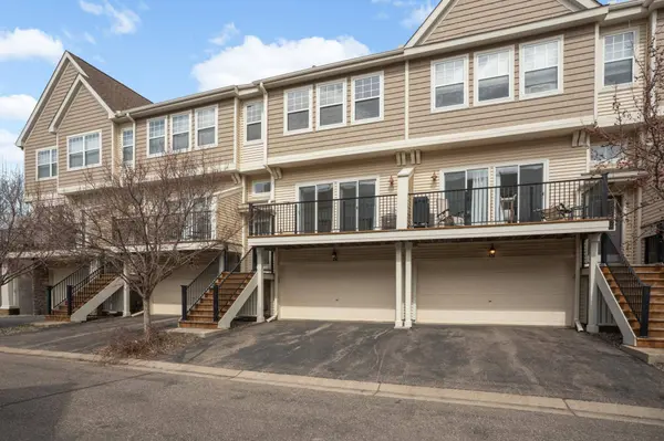 2441 121st CIR NE #C, Minneapolis, MN 55449