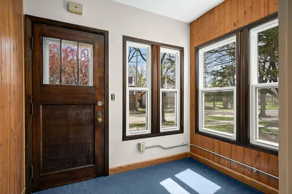 2530 Hayes ST NE, Minneapolis, MN 55418