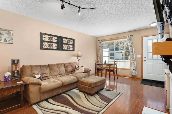 105 Horizon DR SE, New Prague, MN 56071