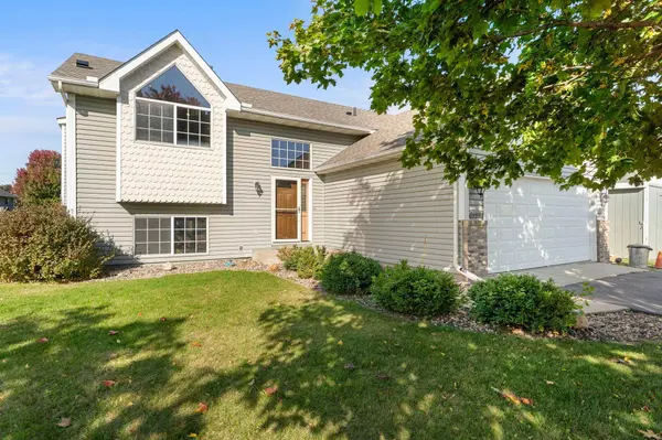 3335 Aaron DR, Elko New Market, MN 55054