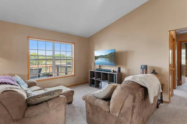 3335 Aaron DR, Elko New Market, MN 55054