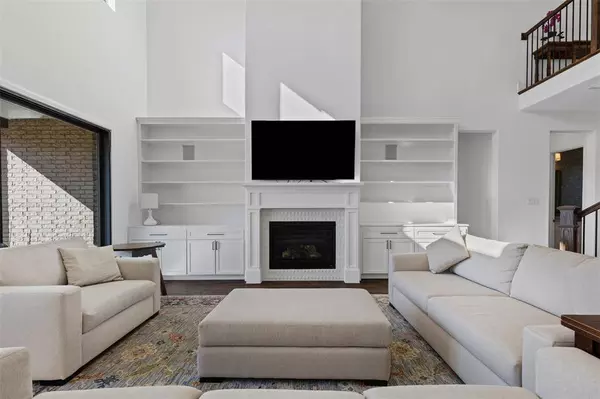 2208 Eastus Lane, Aledo, TX 76008