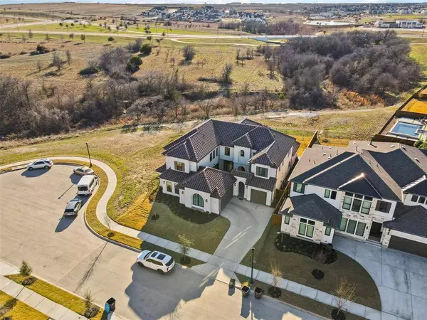 2208 Eastus Lane, Aledo, TX 76008