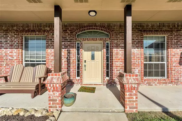 132 Sky Way, New Fairview, TX 76078