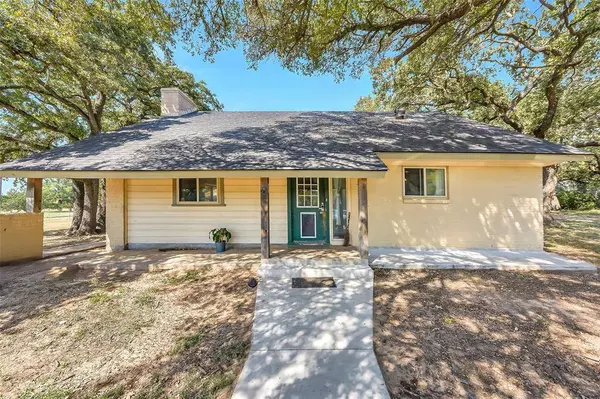 1908 Glendale Drive, Sanctuary, TX 76020