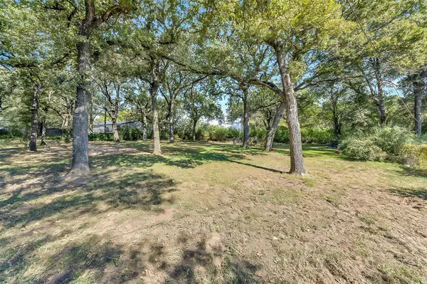 1908 Glendale Drive, Sanctuary, TX 76020