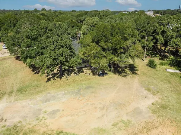 1904 Glendale Drive, Sanctuary, TX 76020