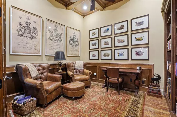 2217 Canterbury Drive, Mansfield, TX 76063