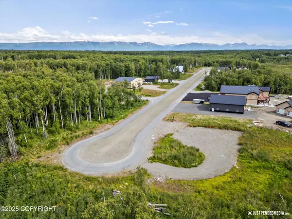 834 W Chigmit CIR, Wasilla, AK 99654