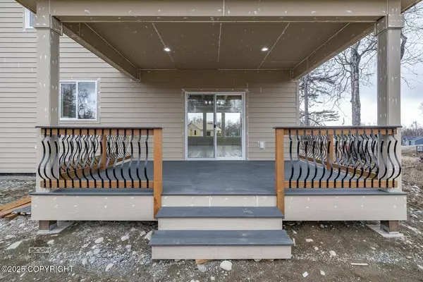 1389 N Utopia View CIR, Wasilla, AK 99654