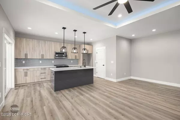 3739 N White Knight DR, Wasilla, AK 99623