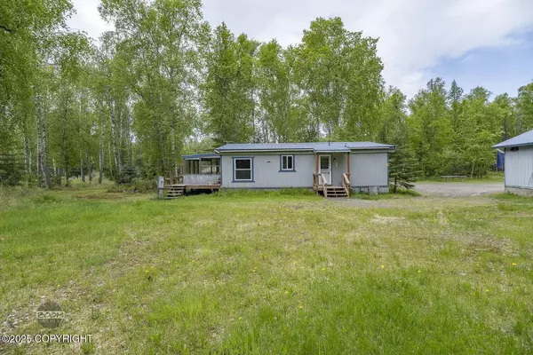 1801 W That RD, Wasilla, AK 99623