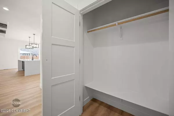 24290 Rambler RD, Chugiak, AK 99567