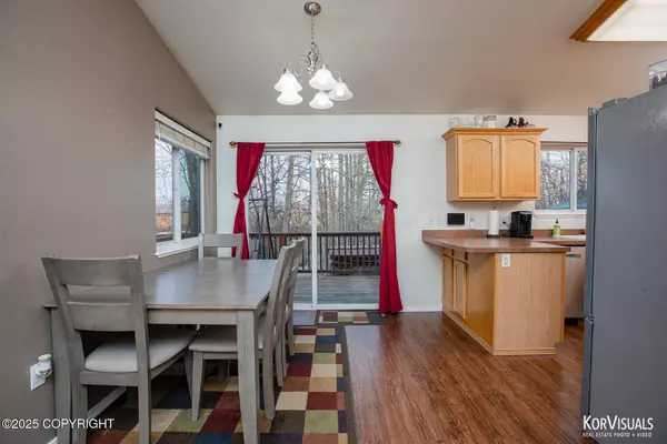 8501 E Empire CIR, Palmer, AK 99645