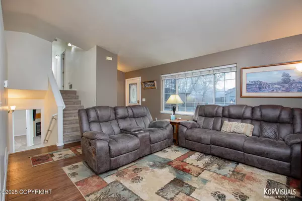 8501 E Empire CIR, Palmer, AK 99645