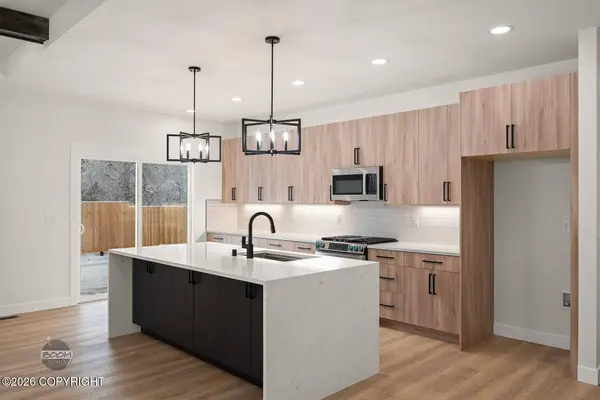 15160 E Alpine CIR, Palmer, AK 99645