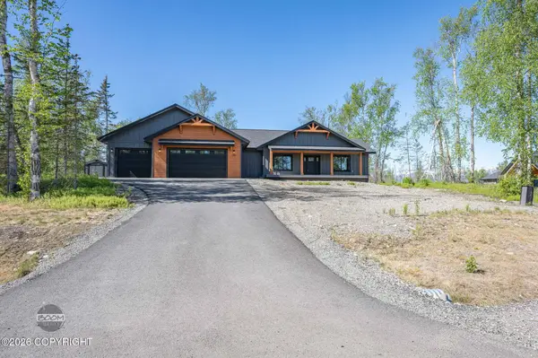 1701 S Corwin LN, Wasilla, AK 99654