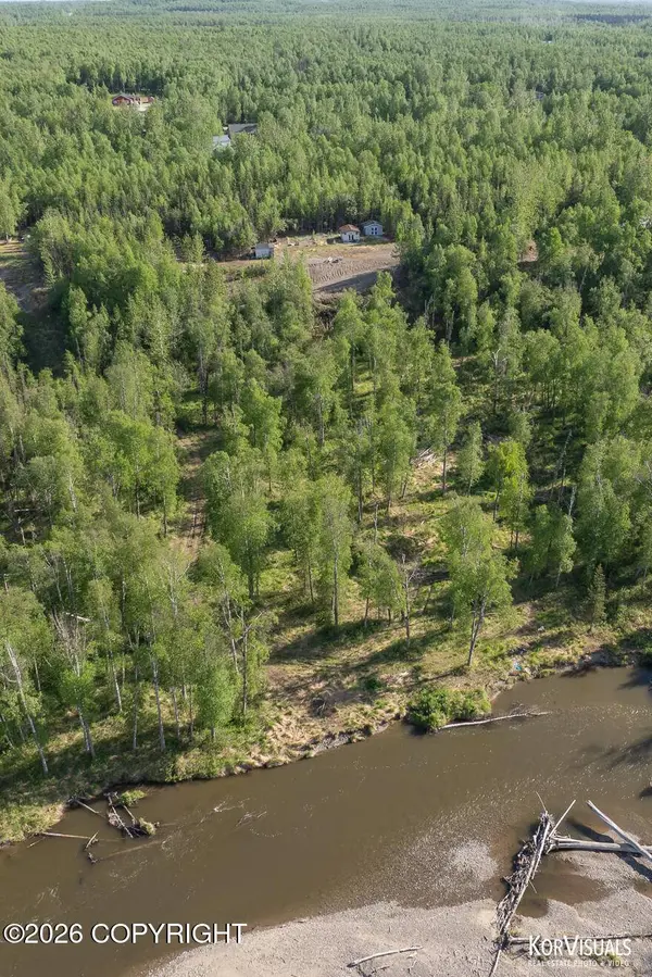 2581 W Schrock RD, Wasilla, AK 99623