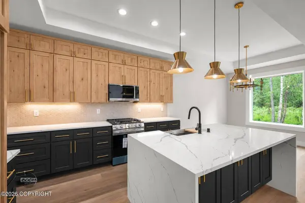 6119 N Radiant Dawn CIR, Wasilla, AK 99654