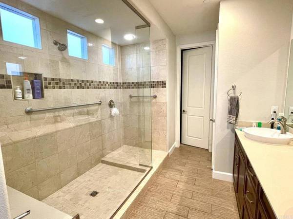 443 Machado WAY, Vista, CA 92083