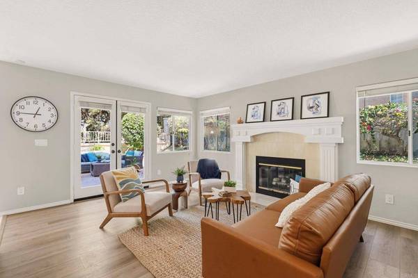 7013 Via Coello, Carlsbad, CA 92009