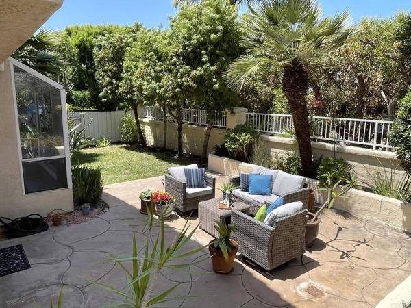 7013 Via Coello, Carlsbad, CA 92009