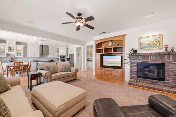 828 Settlers CT, San Marcos, CA 92069