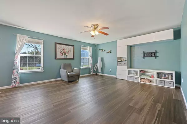 39 SWEEPING MIST CIR, Frederica, DE 19946