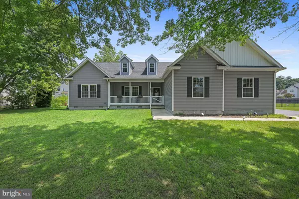 29 E INNER CIR, Dover, DE 19904