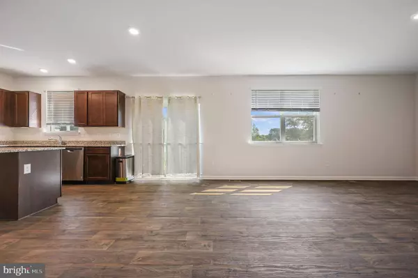 129 CLEAR STREAM DR, Dover, DE 19904