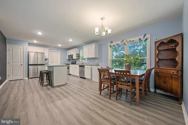 228 N GOVERNORS BLVD, Dover, DE 19901