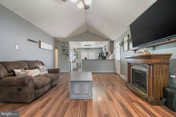 109 COURTNEY LN, Felton, DE 19943