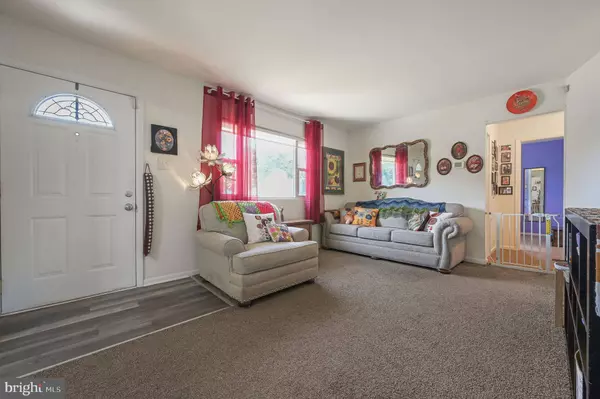 992 BOGGS DR, Dover, DE 19901