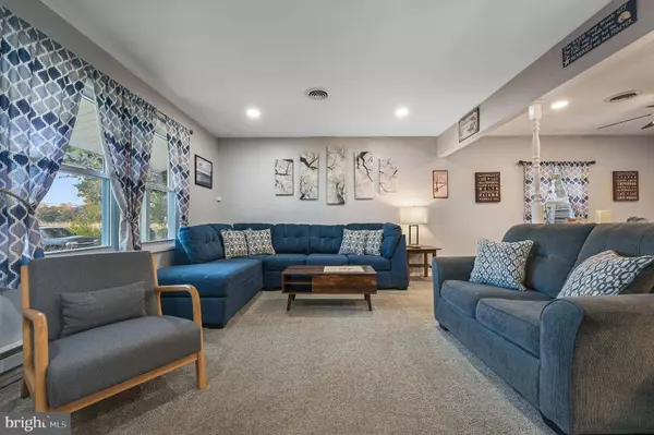 2370 DYKE BRANCH RD, Dover, DE 19901