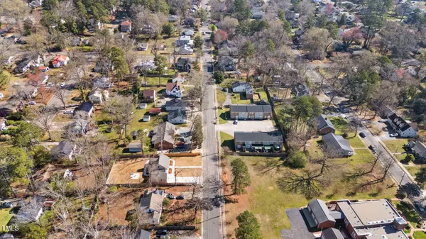 518 W Chisholm Street, Sanford, NC 27330