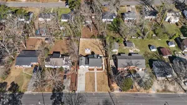 518 W Chisholm Street, Sanford, NC 27330