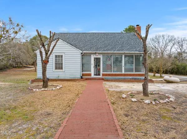 607 Henderson Street, Hamlet, NC 28345