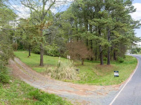 960 Gees Grove Road, Siler City, NC 27344