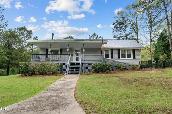 241 Holly Circle, Carthage, NC 28327