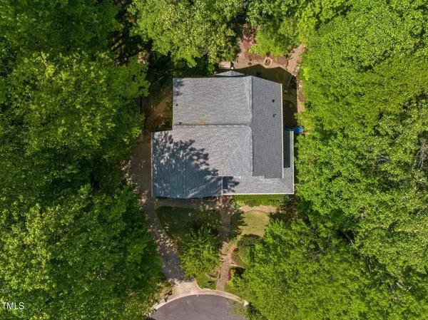 102 Treadwell Court, Cary, NC 27513