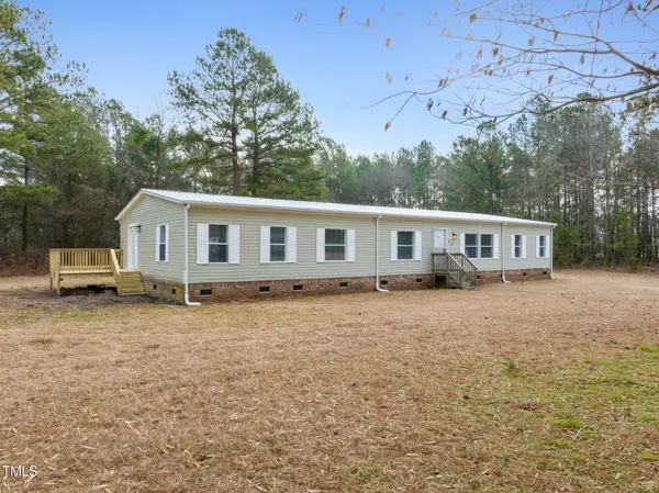 752 Dundee Circle, Raeford, NC 28376