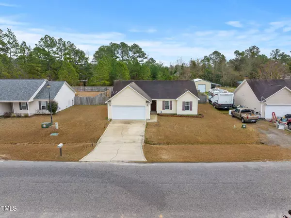 205 Driftwood Lane, Raeford, NC 28376