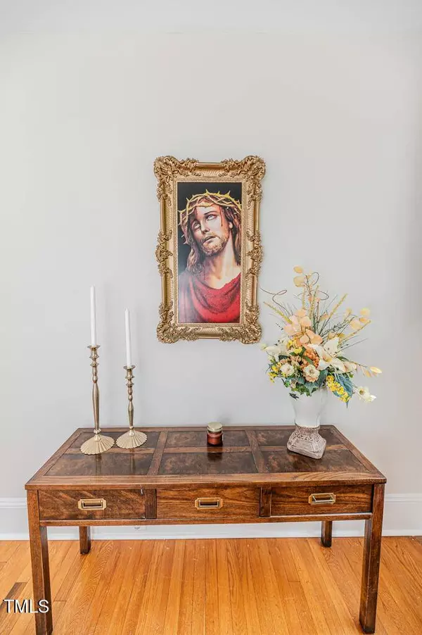 211 S Main Street, Broadway, NC 27505