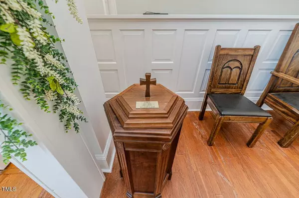 211 S Main Street, Broadway, NC 27505