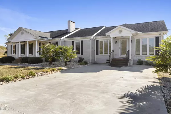 5575 Straw Pond School Road, Dunn, NC 28334