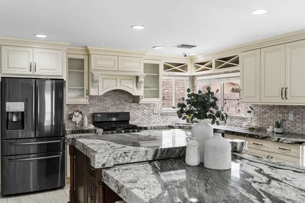 823 Rusty Branch Ave, Las Vegas, NV 89123-5355