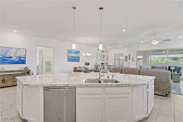 789 Goodman Cove Street, Henderson, NV 89011