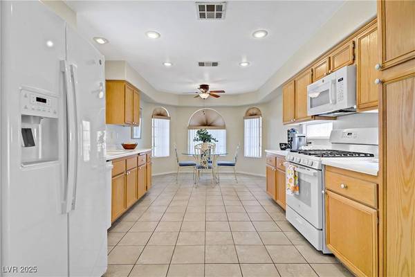 3559 S Dapple Gray RD, Las Vegas, NV 89147