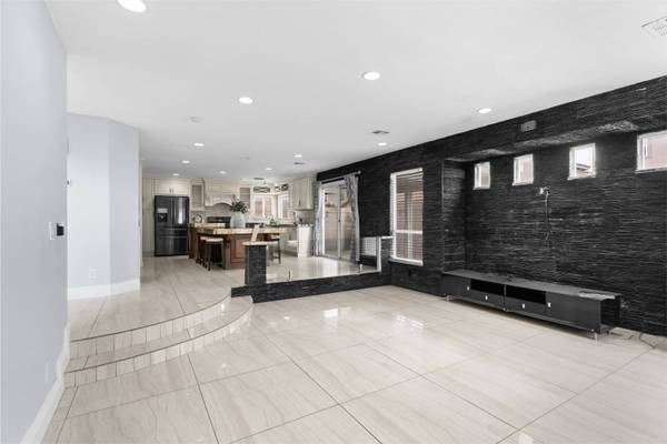 823 Rusty Branch Ave, Las Vegas, NV 89123-5355